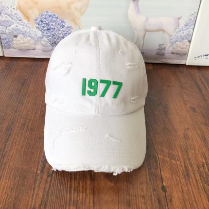 Essentials 1977 White Cap
