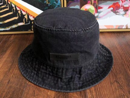 Essentials Basic Black Hat